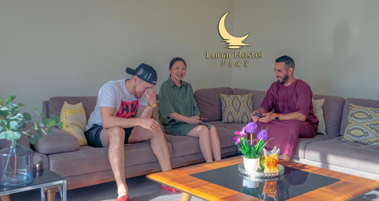 Lunar Hostel Plus Dubai Exterior photo